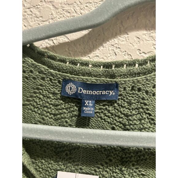 Democracy Tie Front Crochet Tank and Sweater in Green Size XL NWT - Picture 7 of 7